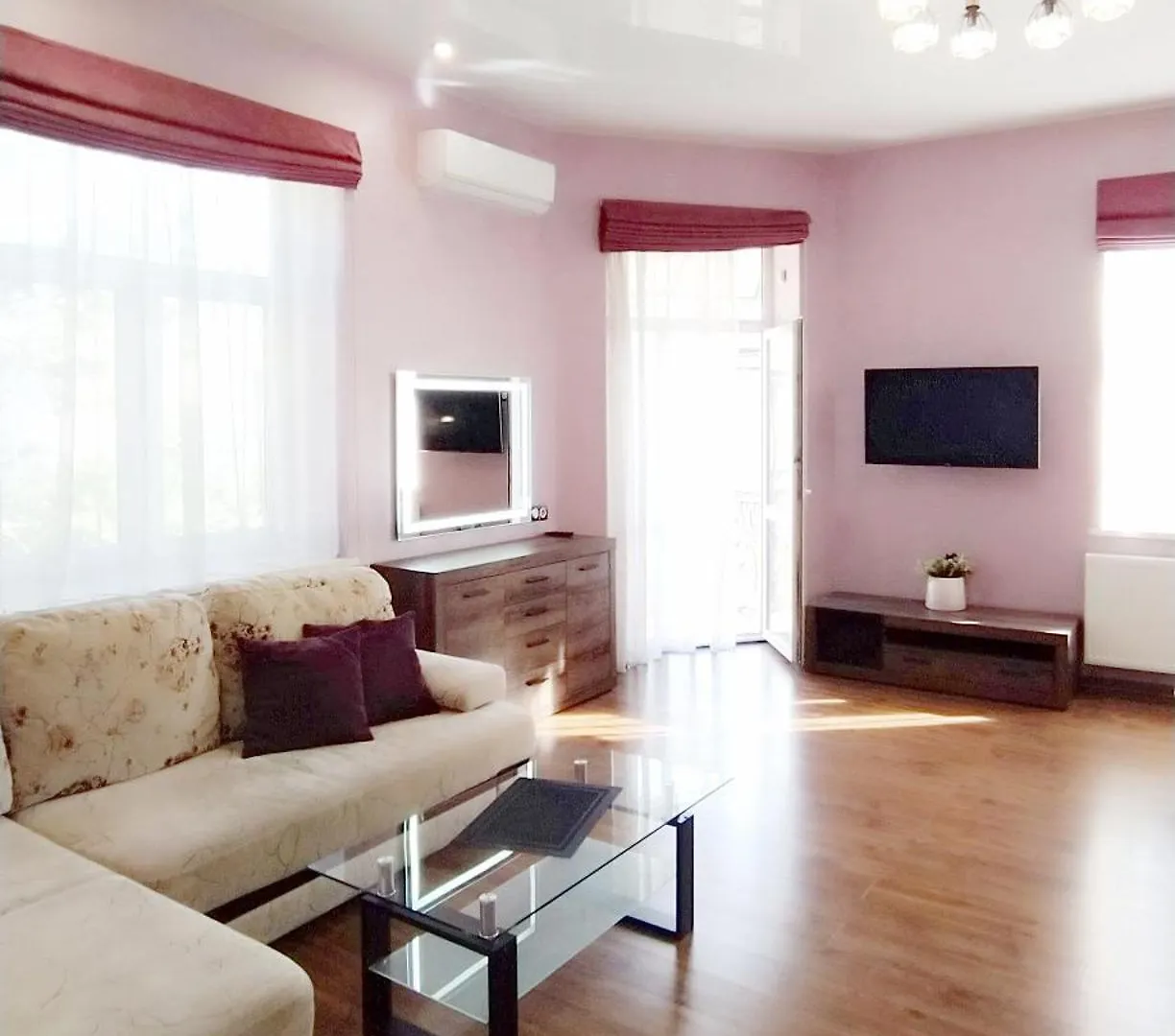 Apartment Жд Вокзал, Центр Lviv